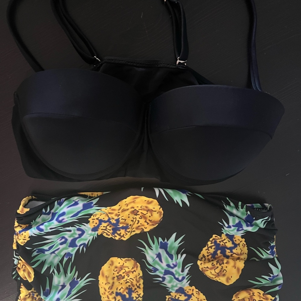 Black Pineapple Print Bikini Set - Picture 4 of 6
